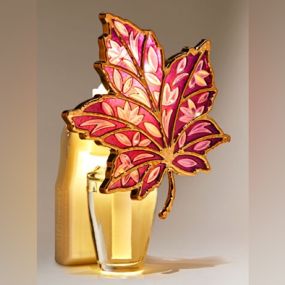 Etched Leaf Wallflowers Scent Control Nightlight Wallflowers Fragrance P… - Picture 6 of 7